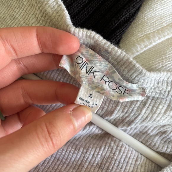 pink rose tshirt - Picture 2 of 2